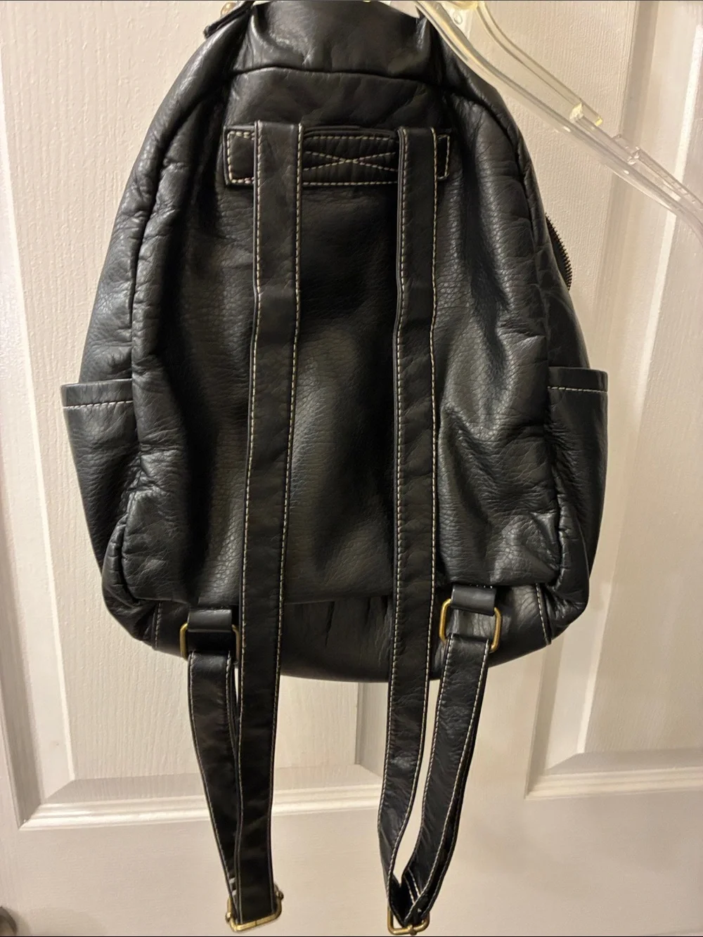 Unbranded Black Leatherette-faux leather backpack Purse-soft w/multiple comparts